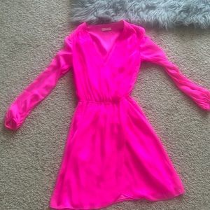 Cutest Lilly Pulitzer dress hot pink